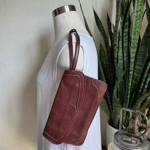 Vintage Burgundy Leather Wristlet Clutch Made in Brazil - Picture 1 of 8